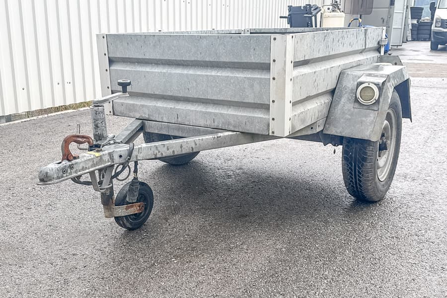 Tiefladeanhänger Wetschka T350